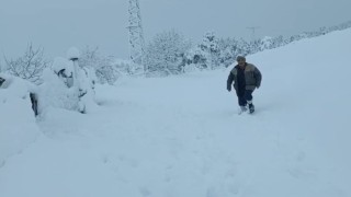 Kar yağışı Adanada köylüyü sevindirdi
