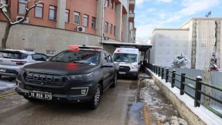 Kardan yolu kapanan hastaya büyükşehir ekipleri yetişti