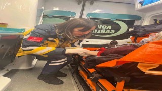 Karla kaplı yollarda zamana karşı yarış kameraya yansıdı