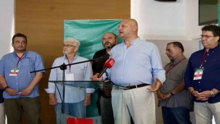 Karşıyakada Başkan Cicibaşın istifası kabul edilmedi