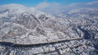 Kartpostal şehir Amasya beyaza büründü