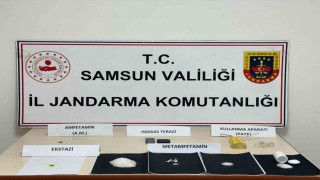 Kavakta jandarmadan uyuşturucu operasyonu: 3 gözaltı