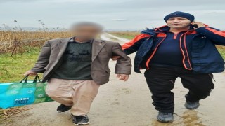 Kaybolan Alzheimer hastası yaşlı adam sulama kanalı kenarında bulundu