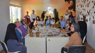 Kaymakam Demirer, Tatvan Sosyal Hizmet Merkezinin faaliyetlerini değerlendirdi