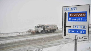 Kayseride 137 mahalle yolu kapalı