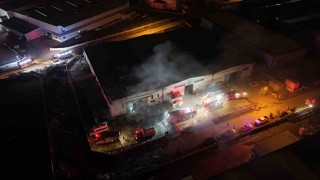 Kayseride mobilya fabrikasında yangın