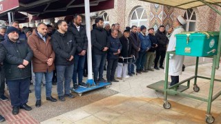 Kazada ölen baba ve oğlu gözyaşları arasında toprağa verildi