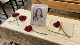 Kazada ölen küçük kız için sınıfında anı köşesi yapıldı