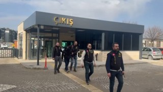 Kent merkezinde çalınan kamyonet ilçede bulundu