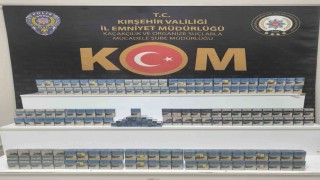 Kırşehirde kaçak sigara operasyonu: 380 paket ele geçirildi