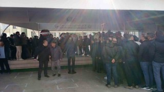 Kocaelide forkliftin altında kalan işçi son yolculuğuna uğurlandı
