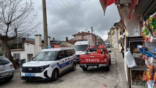 Komşular tüten bacayı yangın sandı, ekipler alarma geçti