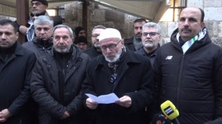 Konyada aileler yeni yılın ilk sabah namazında camide buluştu