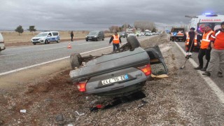 Konyada otomobil devrildi: 6 kişi yaralandı