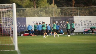 Konyaspor, Antalyada hazırlıklarına devam ediyor