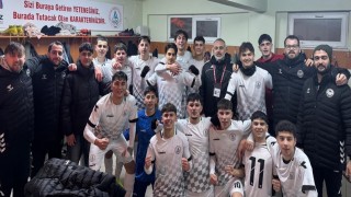 Körfez Gençlerbirliği, U-18 Liginde liderliğe yükseldi