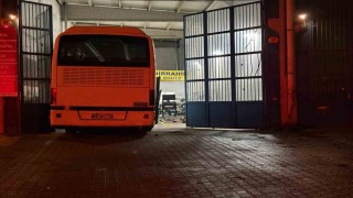 Krikonun kayması ile otobüsün altında kalan tamirci hayatını kaybetti