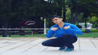Küçükçekmecede 2 kişinin hayatını kaybettiği olaya ilişkin silah sesleri kameraya yansıdı
