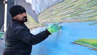 Kule vinçten tuvale: Kırşehirde operatörün sanat yolculuğu