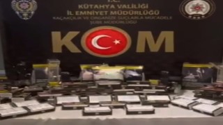Kütahyada kaçakçılığa darbe, 3 şüpheli gözaltına alındı