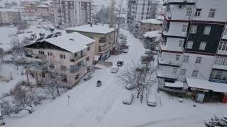 Malatya kırsalında kar kalınlığı 30 santimetreyi buldu