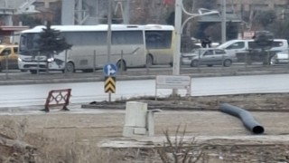 Malatyada otobüs ile otomobil çarpıştı: 2 yaralı
