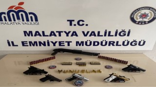 Malatyada ruhsatsız silah operasyonu: 2 gözaltı