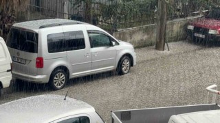 Marmariste dolu yağdı, kısa sürede ortalık beyaza büründü
