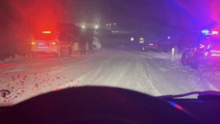 Mazıdağı-Derik yolu ulaşıma kapandı, buzlanma kazaya neden oldu