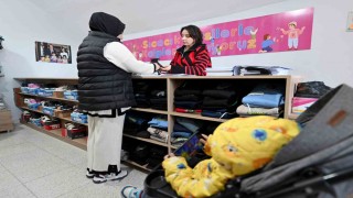 Mersin Büyükşehir Belediyesi, Kıyafet Evleri ile ailelerin yükünü hafifletiyor