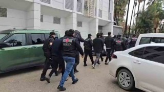 Mersin polisinden 117 milyon TLlik tefecilik operasyonu: 12 şüpheli yakalandı