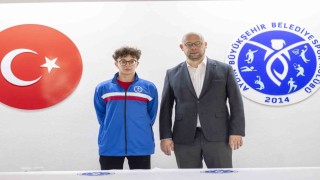 Milli yüzücü Aydın Büyükşehir Belediyesporda