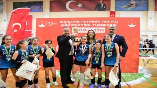 Mini Voleybol Turnuvasında ödüller sahiplerini buldu