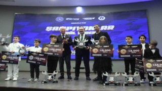 Motosikletin şampiyonları kupalarına İzmirde kavuştu