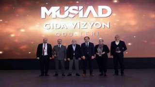 Muğla MÜSİAD üyelerinin kuruluşu Endemiks Tarıma girişimcilik ödülü