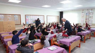 Muşta 96 bin 800 öğrenci karne sevinci yaşadı