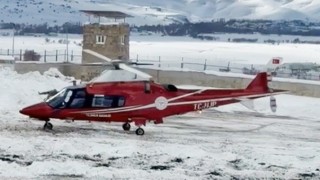 Muşta yenidoğan bebek için ambulans helikopter havalandı