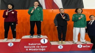 Okullar Arası Karate İl Birinciliği seçmelerinde Büyükşehir sporcuları 9 madalya kazandı