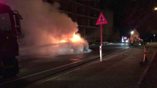 Orduda seyir halindeki kamyonet çıkan yangında küle döndü