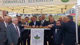 Osmangazi Demirtaş Sakarya Mahallesinde kapalı pazar alanının temeli atıldı