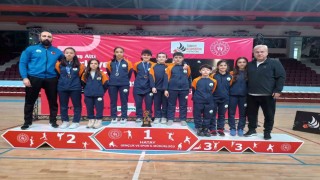 Osmangazili badmintoncular, Türkiye Şampiyonasında parladı