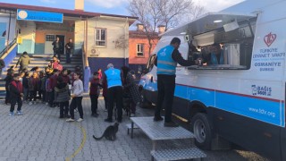 Osmaniye Müftülüğünden Köyü Okulunda Öğrencilere Sıcak Çorba İkramı
