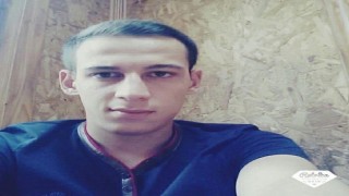 Otomobil tıra arkadan çarptı: 2 ölü, 1 yaralı