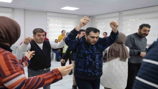 Özel bireyler müzik dolu gecede doyasıya eğlendi