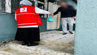Patnosta Türk Kızılay tarafından kurban bağışı çalışması yapıldı