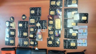 Polis, buluntu 237 gram altını sahibine ulaştırdı