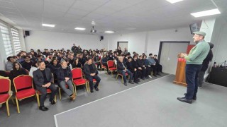 Prof. Dr. Güğercin,  yıllar sonra okuluna gelerek tecrübelerini anlattı