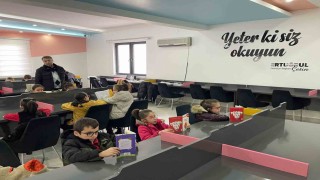 Pursaklar Belediyesi, kitap okuma etkinliğinde ilkokul öğrencilerini ağırladı