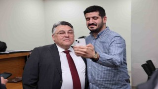 Rektör Özölçerden final haftasında öğrencilere moral ziyareti