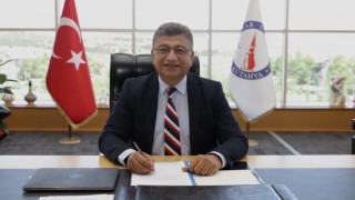 Rektör Prof. Dr. Süleyman Kızıltoprak: Türk bayrağı özgürlük destanıdır